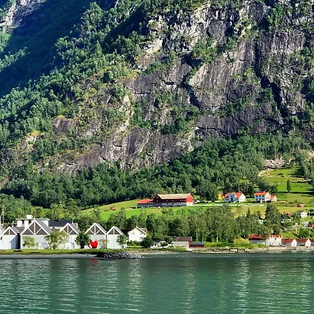 Eide Gard Pensión Skjolden