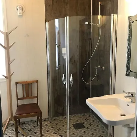 בית הארחה Eide Gardshotell *