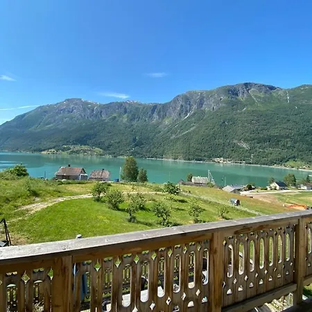 Eide Gard Pensión Skjolden