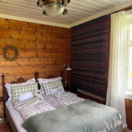 בית הארחה Eide Gardshotell שולדן