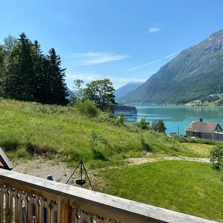 Πανσιόν Eide Gardshotell *